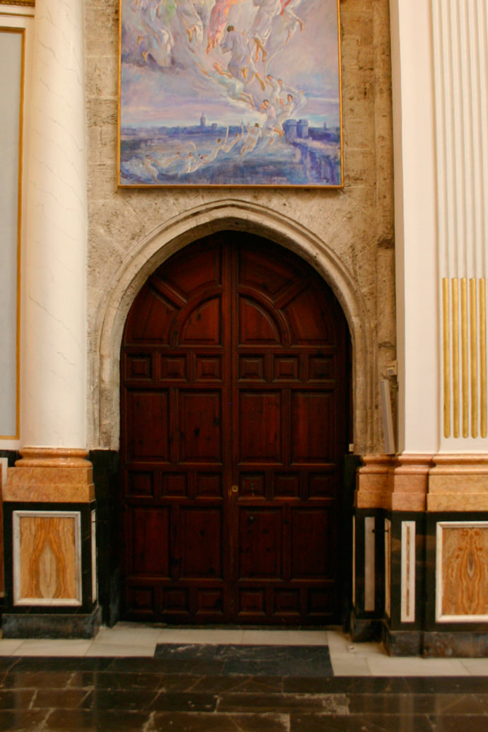 Puerta de la sacristía.