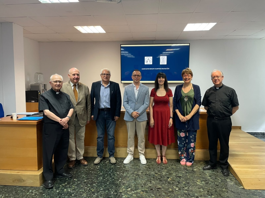 Una tesis doctoral analiza la evolución de la biblioteca histórica de la Catedral de Valencia